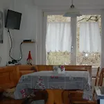 Mountain 아파트