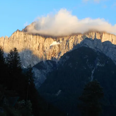 Apartment Mountain